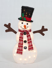 Load image into Gallery viewer, Set Of 3 UL Fluffy Snowman Family Sculpture